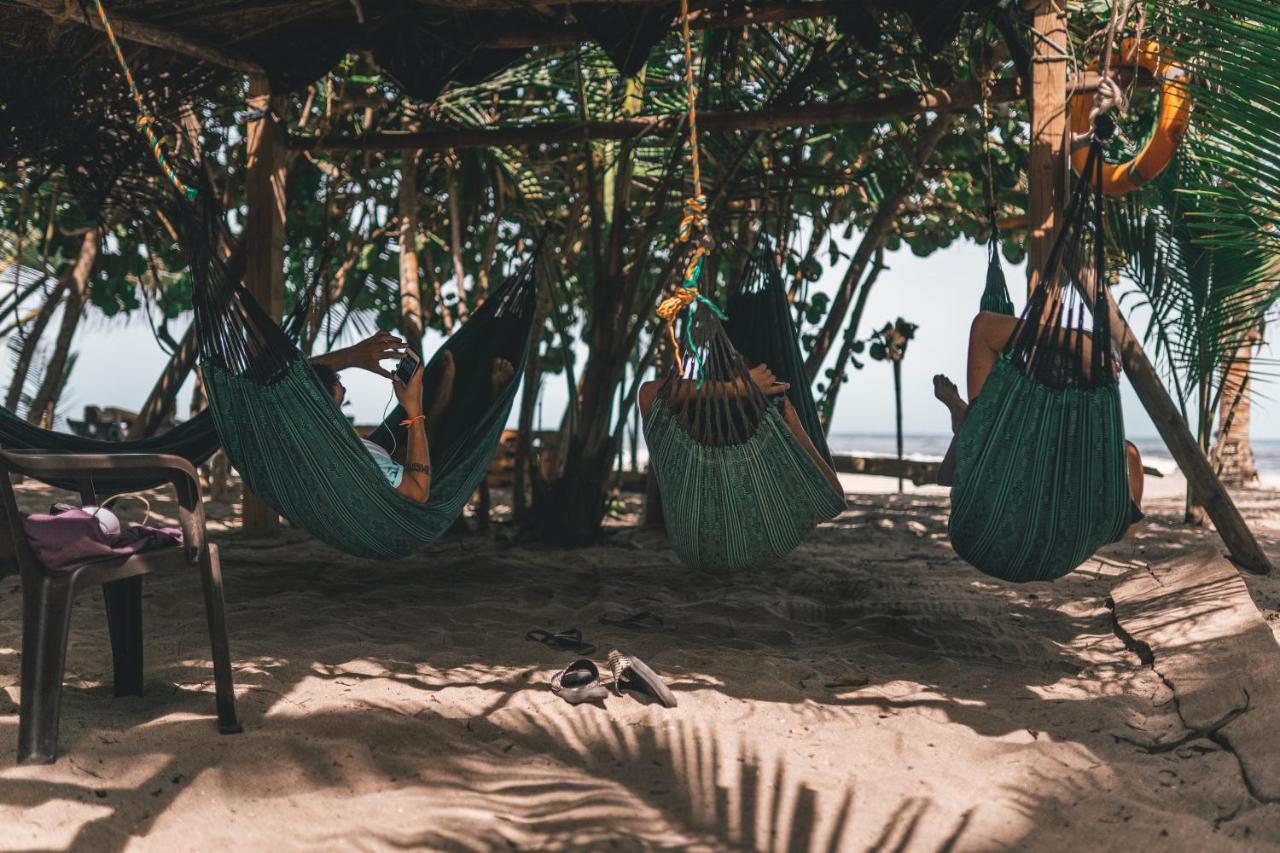 Los Hermanos Beach Hostal Guachaca Exterior foto